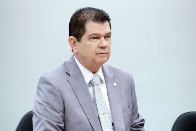 Mauro Benevides Filho (PDT-CE) sofreu um AVC e está em recuperação. A equipe do parlamentar afirmou que o estado de saúde dele é estável e não tem sequelas aparentes - (crédito: Pablo Valadares/Câmara dos Deputados) Mauro Benevides Filho (PDT-CE) sofreu um AVC e está em recuperação. A equipe do parlamentar afirmou que o estado de saúde dele é estável e não tem sequelas aparentes - (crédito: Pablo Valadares/Câmara dos Deputados)