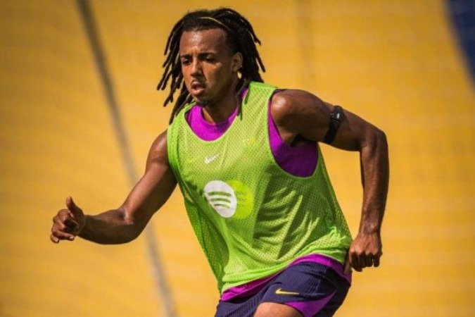 Jogadores do Barcelona durante treinamento da equipe - (crédito: Foto: Divulgação) Jogadores do Barcelona durante treinamento da equipe - (crédito: Foto: Divulgação)
