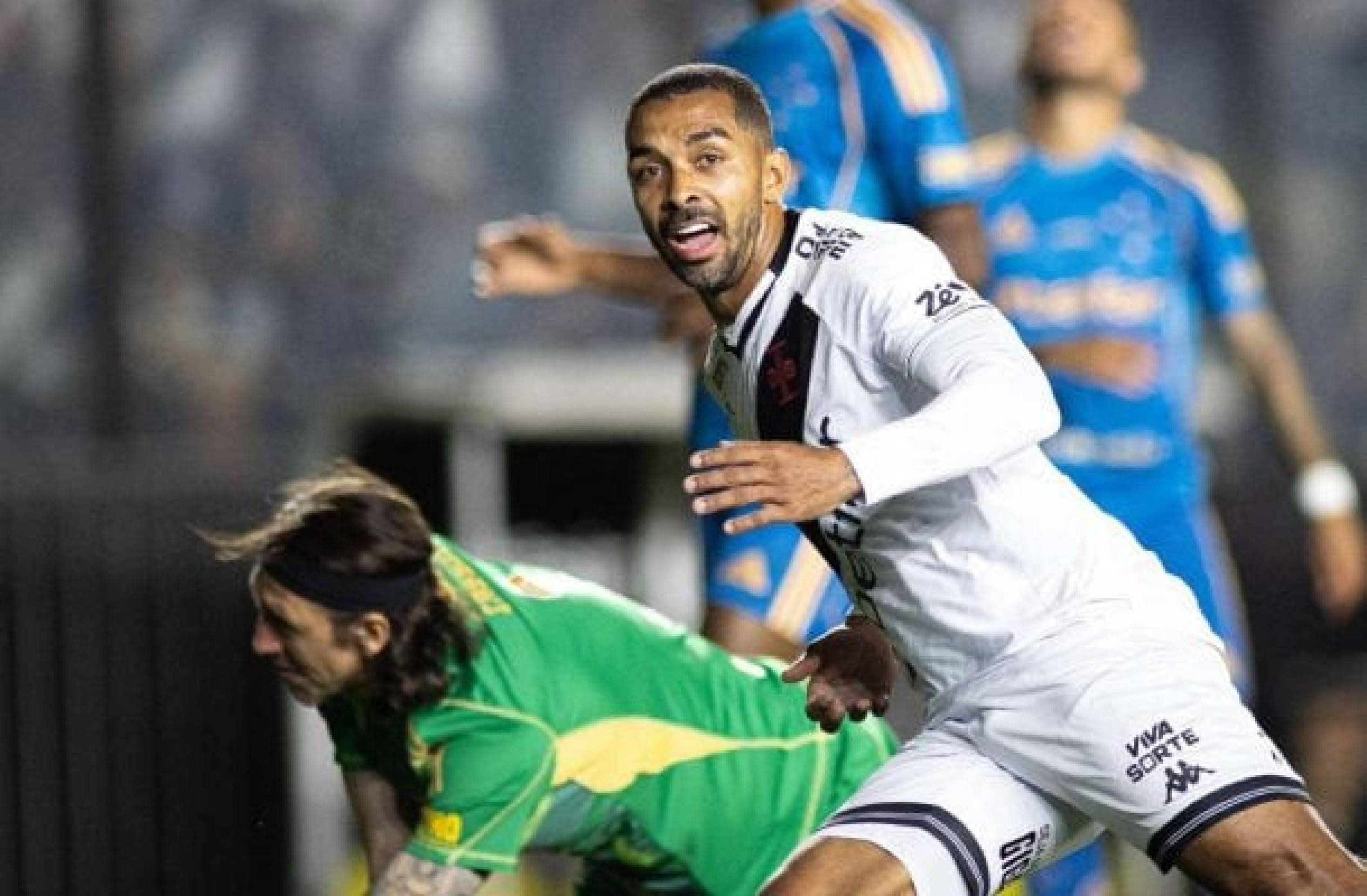 Em grande fase, Paulo Henrique sonha com Seleção e exalta Diniz