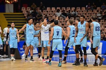 Após 147 dias longe das quadras, o Brasília voltou com vitória no Torneio de Abertura, batendo o União Corinthians por 65 x 46 no Nilson Nelson -  (crédito: João Pires/LNB)