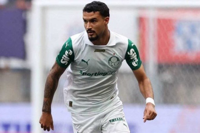 JEFTÉ - Entrou ainda no primeiro tempo e apareceu bem ofensivamente na etapa inicial. Contudo, no segundo tempo, tomou um drible desconcertante de Ademir que resultou no gol da vitória do Bahia. Peça crucial na derrota do Verdão- NOTA: 4,5 - Foto: Cesar Greco / Palmeiras