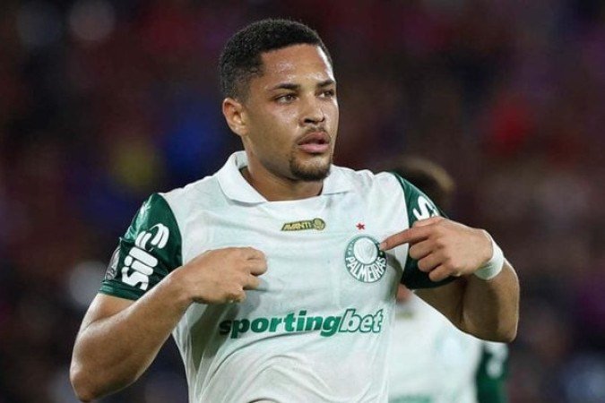 VITOR ROQUE - Foi o jogador mais participativo do ataque do Palmeiras. Correu muito como de praxe e incomodou bastante a defesa do Bahia. Também obrigou Ronaldo a trabalhar no segundo tempo. Mas não conseguiu evitar a derrota palmeirense - NOTA: 6,0 - Foto: Cesar Greco / Palmeiras