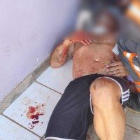 Barulho de sexo teria motivado briga entre vizinhos; dois foram esfaqueados