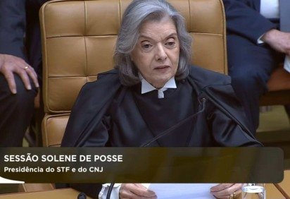 Cármen Lúcia fala durante cerimônia de posse do ministro Fachin -  (crédito: Reprodução)