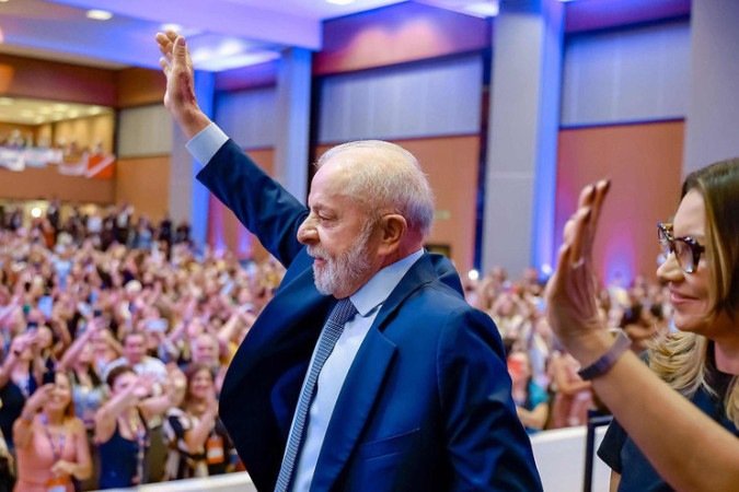 Lula diz que levará Janja para reunião com Donald Trump