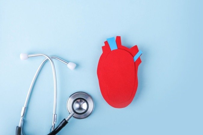 Sintomas menos óbvios podem estar relacionados a problemas no coração (Imagem: FamStudio | Shutterstock) -  (crédito: EdiCase)