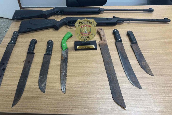 Armas apreendidas durante a operação - (crédito: PCDF/Divulgação) Armas apreendidas durante a operação - (crédito: PCDF/Divulgação)