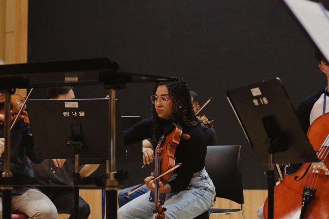 Músicos da Orquestra Criança Cidadã