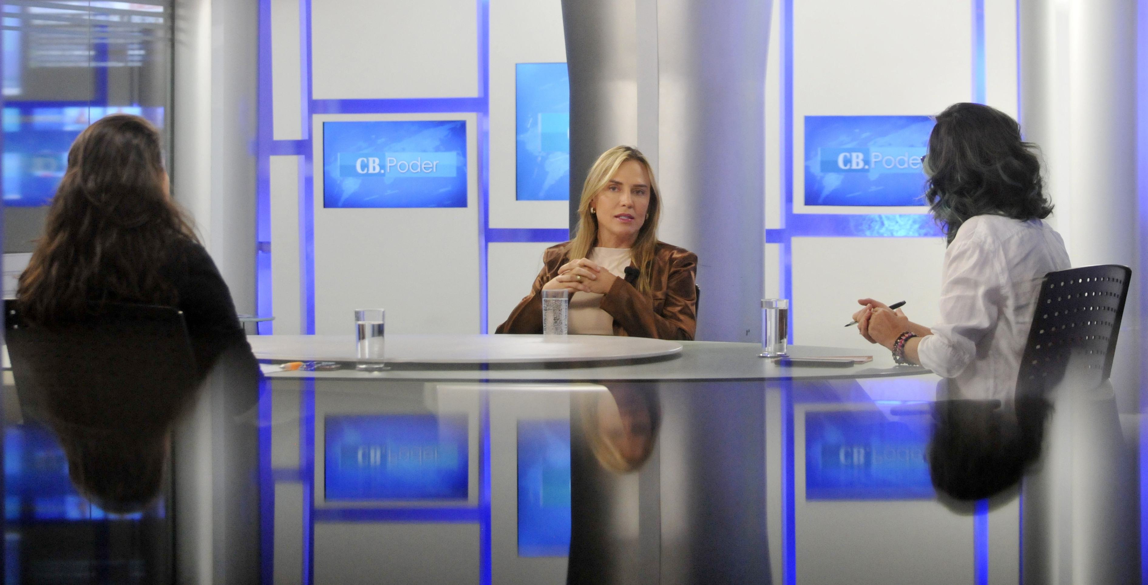 Celina Leão anuncia que DF ampliará ações de assistência em saúde mental