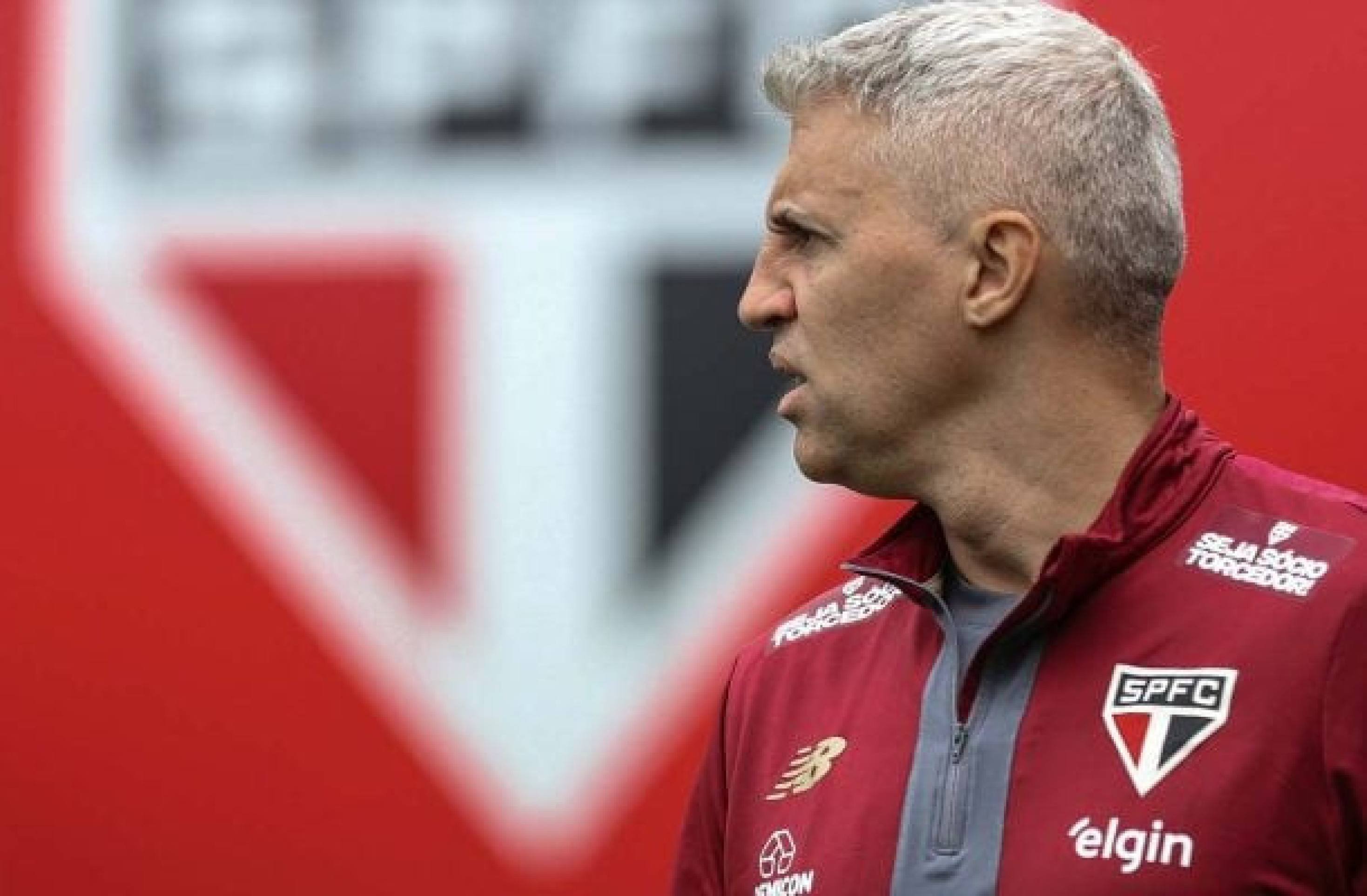 Desfalques podem obrigar Crespo a mudar esquema do São Paulo