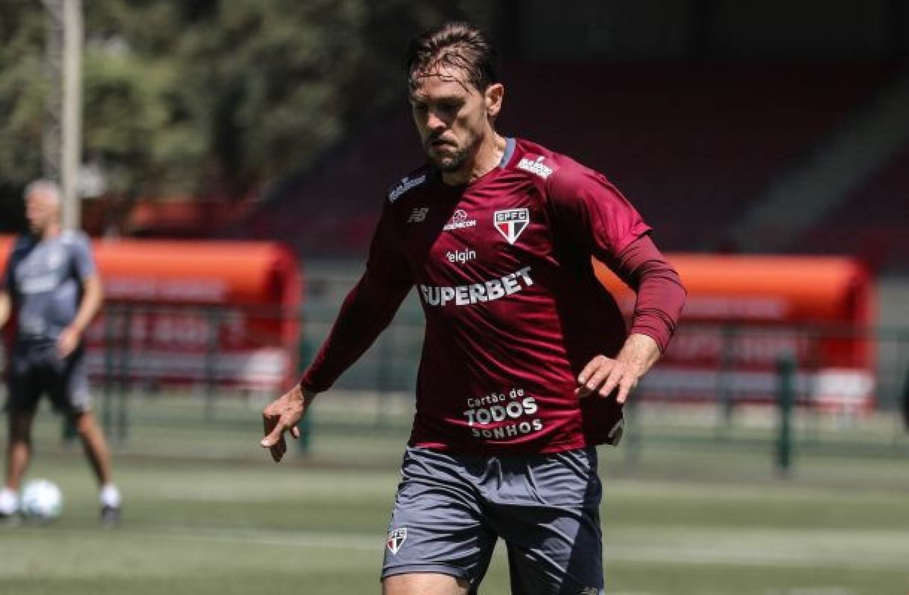 Tolói tem lesão detectada e vira desfalque no São Paulo