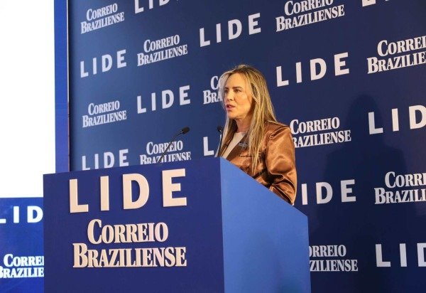 Mari Campos/CB/DA Press