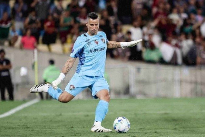 Fábio completa 45 anos nesta-terça-feira -  (crédito: Foto: Lucas Merçon/Fluminense)