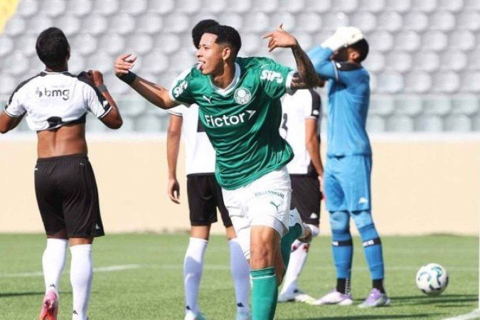 Palmeiras vence o Vasco e se classifica para a semifinal do Brasileiro Sub-17 - (crédito: Foto: Fabio Menotti/Palmeira) Palmeiras vence o Vasco e se classifica para a semifinal do Brasileiro Sub-17 - (crédito: Foto: Fabio Menotti/Palmeira)