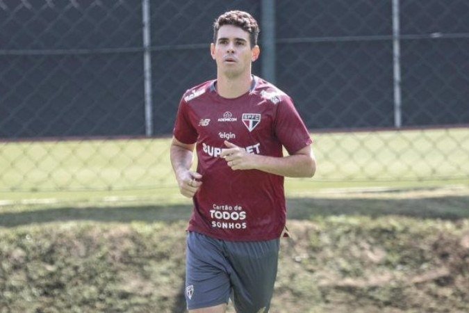 Crespo pediu paciência com recuperação de Oscar - (crédito: Foto: Rubens Chiri / São Paulo FC) Crespo pediu paciência com recuperação de Oscar - (crédito: Foto: Rubens Chiri / São Paulo FC)