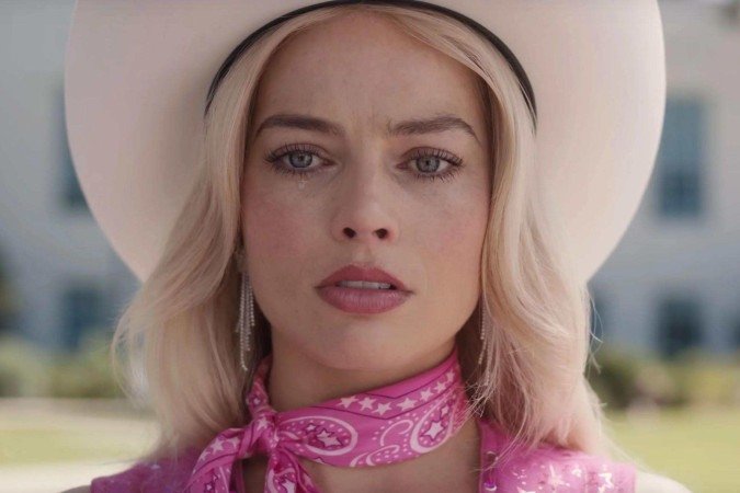 Margot Robbie revela síndrome do impostor e crises de descrença