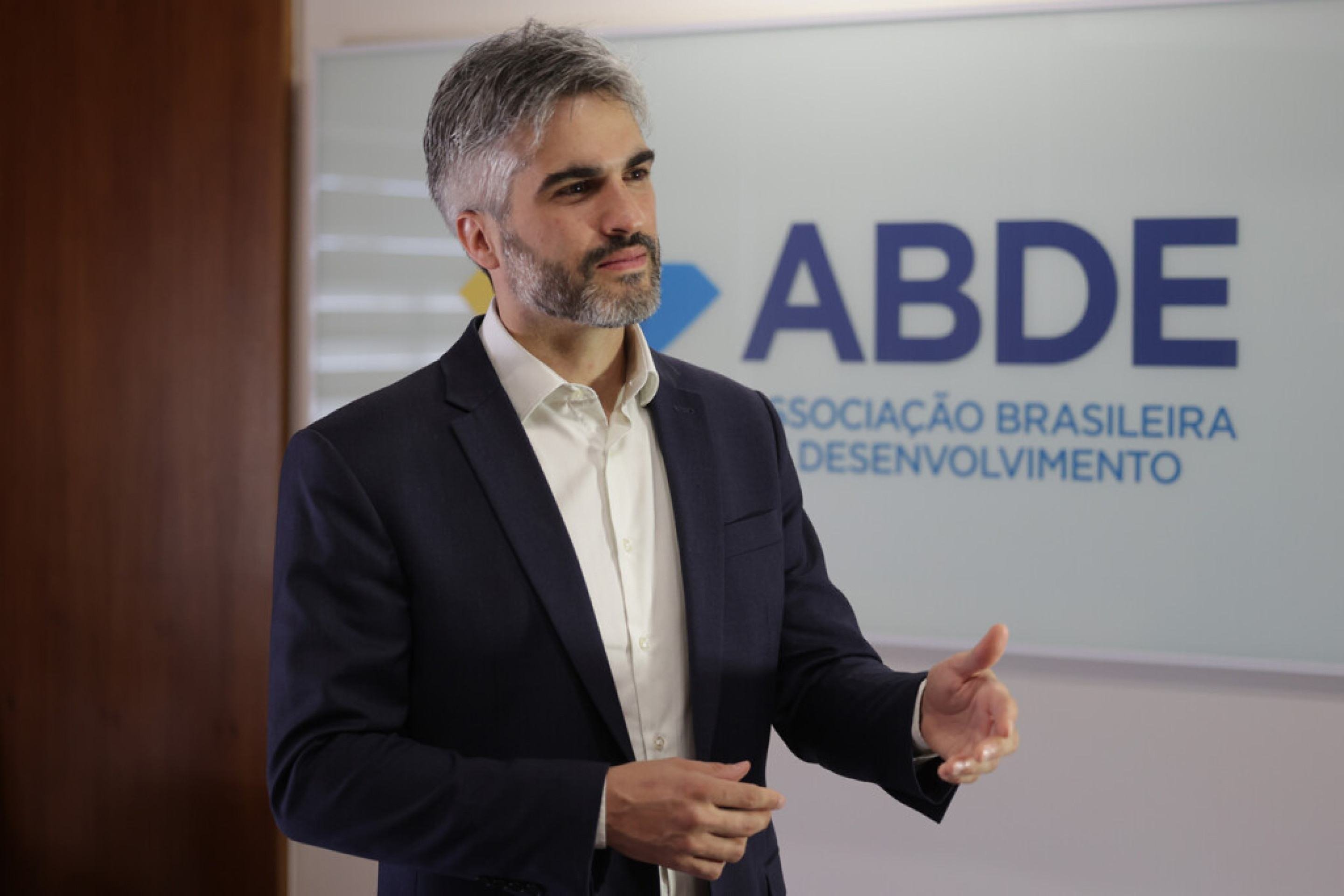 André Godoy, diretor-presidente da Associação Brasileira de Desenvolvimento (ABDE) 