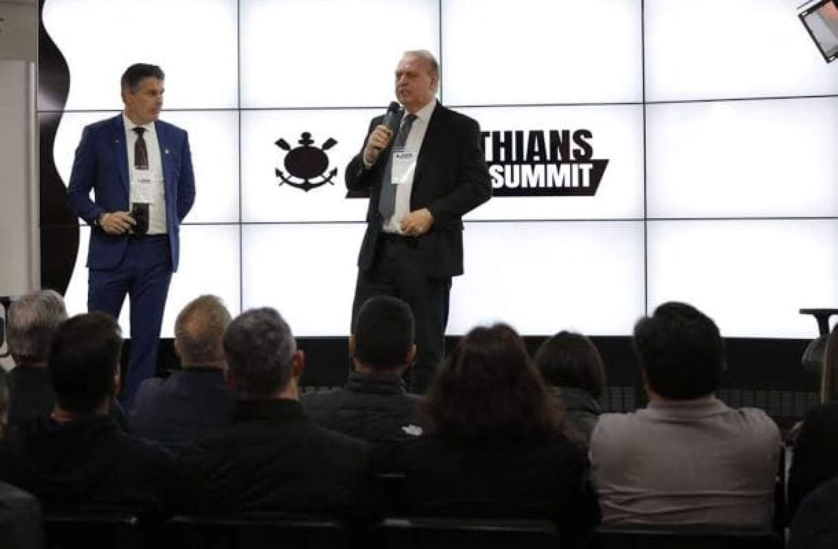 Osmar Stabile define novos nomes para diretoria do Corinthians