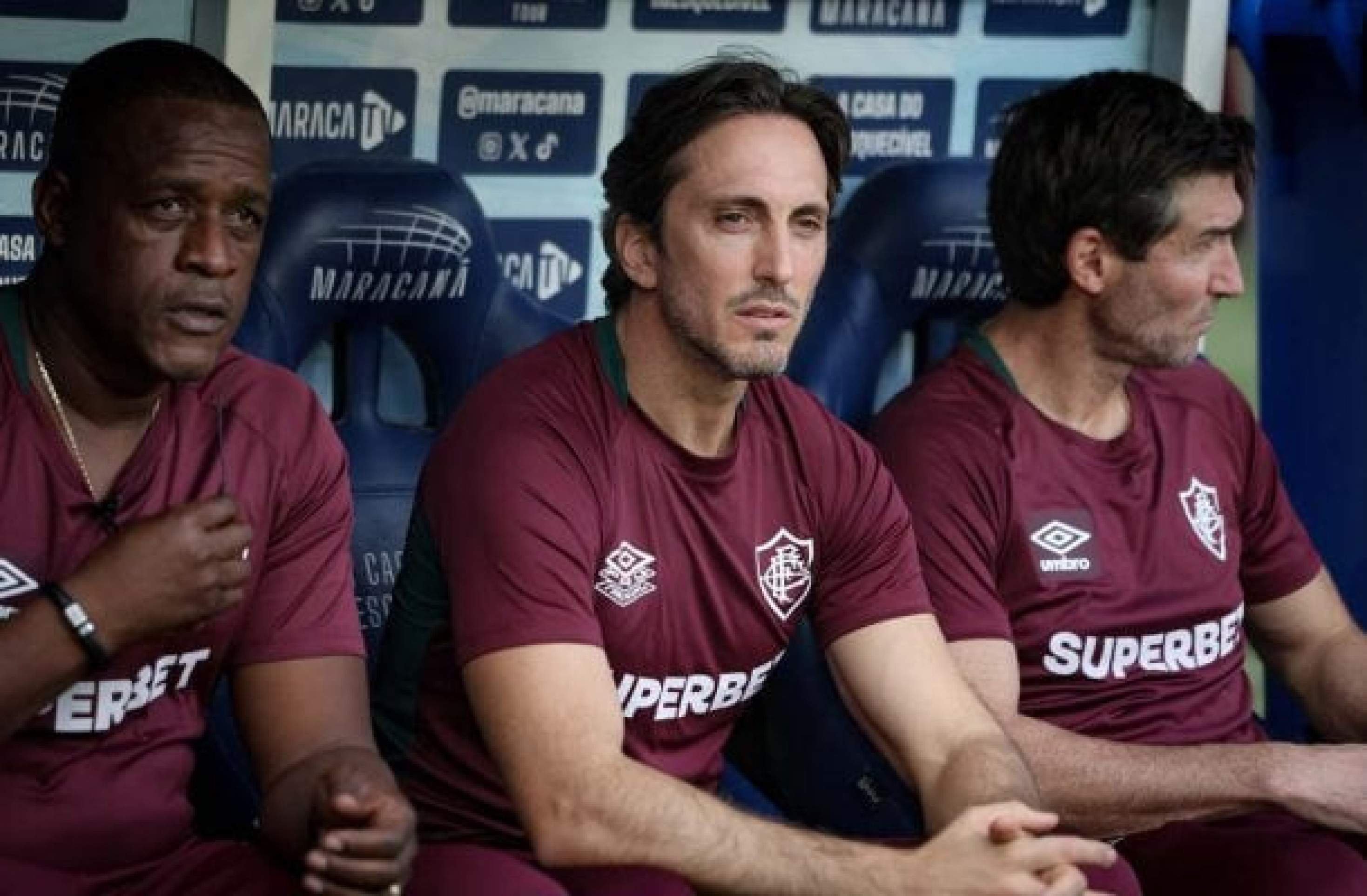 Del Valle entra com ação na Justiça contra Zubeldía, técnico do Fluminense; entenda