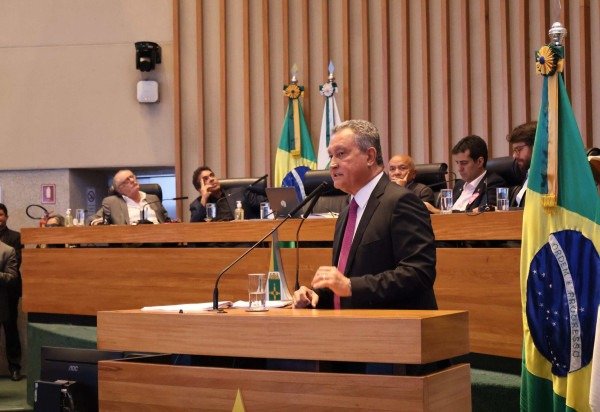  Bruna Gaston CB/DA Press