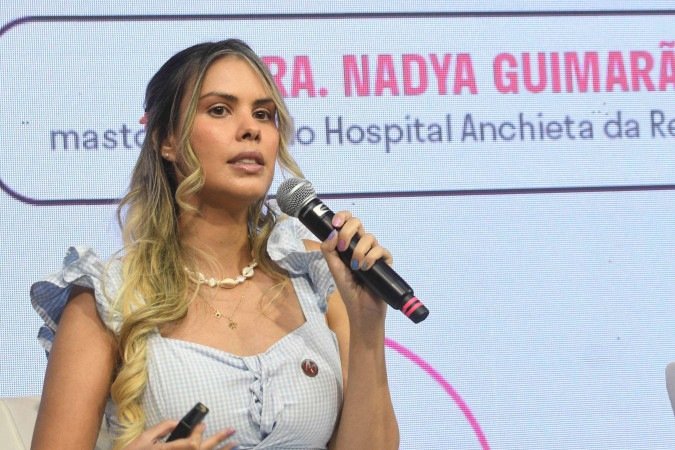 A mastologista Nadya Guimarães alerta do perigo das informações na internet sobre o câncer