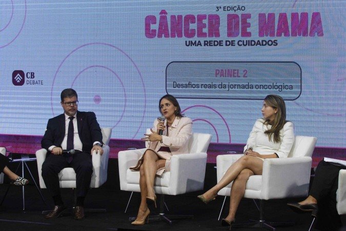  01.10.2025. Ed Alves CB/DA Press. CB Debate. Cancer de Mama. 2 Painel.  Dra Andreza Souto.