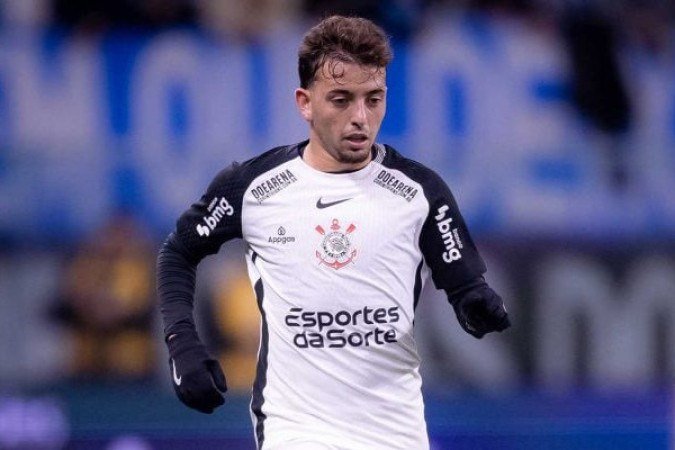 RYAN - Ainda precisa melhorar. Pouco participativo no jogo. Quando aparecia se enrolou ou as jogadas não deram sequência. NOTA 5.0 - Foto:  Rodrigo Coca/Agência Corinthians