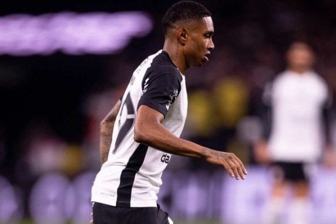 VITINHO - Apesar da movimentação, foi pouco explorado. Não conseguiu grandes jogadas individuais, mas também ajudou na marcação. NOTA 5.5 - Foto:  Rodrigo Coca/Agência Corinthians