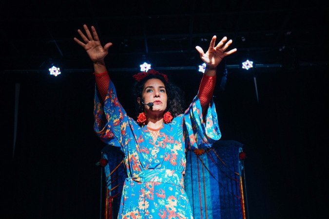 Maria Tavares é idealizadora do espetáculo 'Pedaços de Maria' -  (crédito: Tatiana Reis)