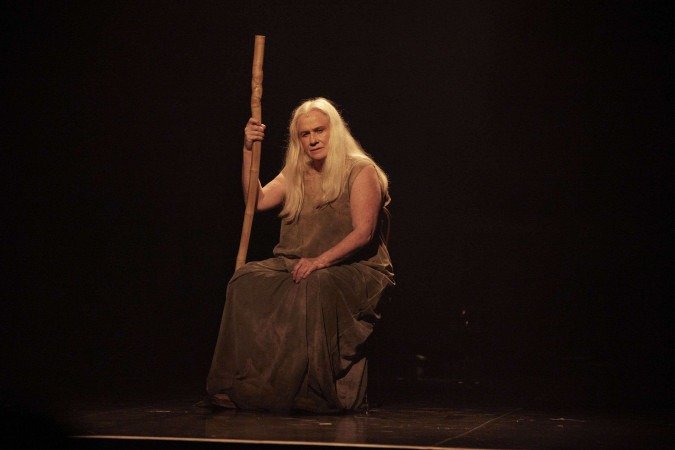 Vera Holtz no espetáculo Ficções - (crédito: Flavia Canavarro) Vera Holtz no espetáculo Ficções - (crédito: Flavia Canavarro)