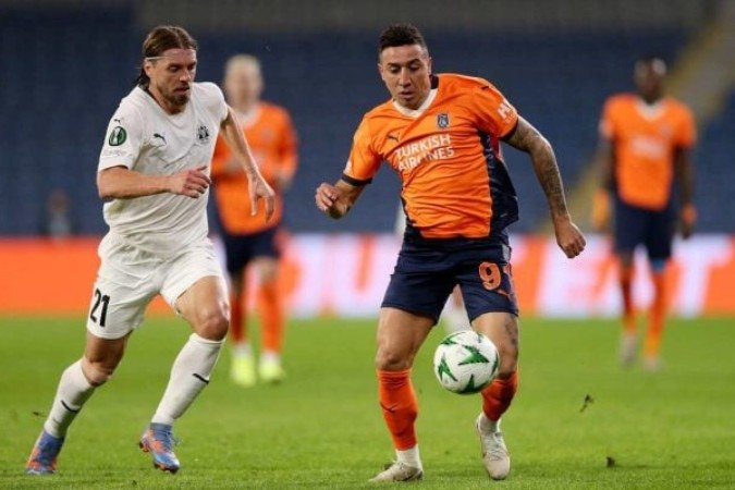 Zagueiro moldavo, Maxime Potimiche despede-se do futebol e vira político - (crédito: Foto: Ahmad Mora/Getty Images) Zagueiro moldavo, Maxime Potimiche despede-se do futebol e vira político - (crédito: Foto: Ahmad Mora/Getty Images)