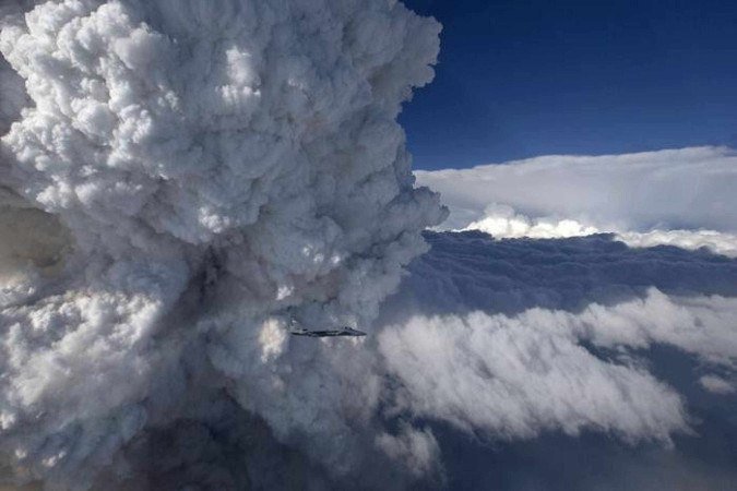 Cientistas simulam formato inédito de tempestades induzidas por incêndios