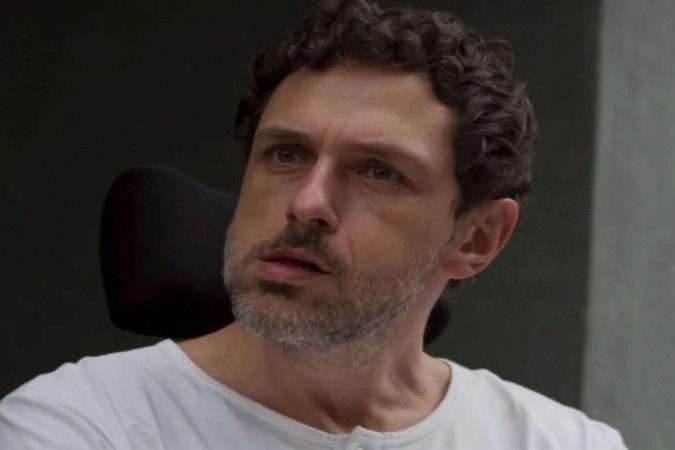 Quem é Guilherme Magon, intérprete de Leonardo Roitman em ‘Vale Tudo’ 