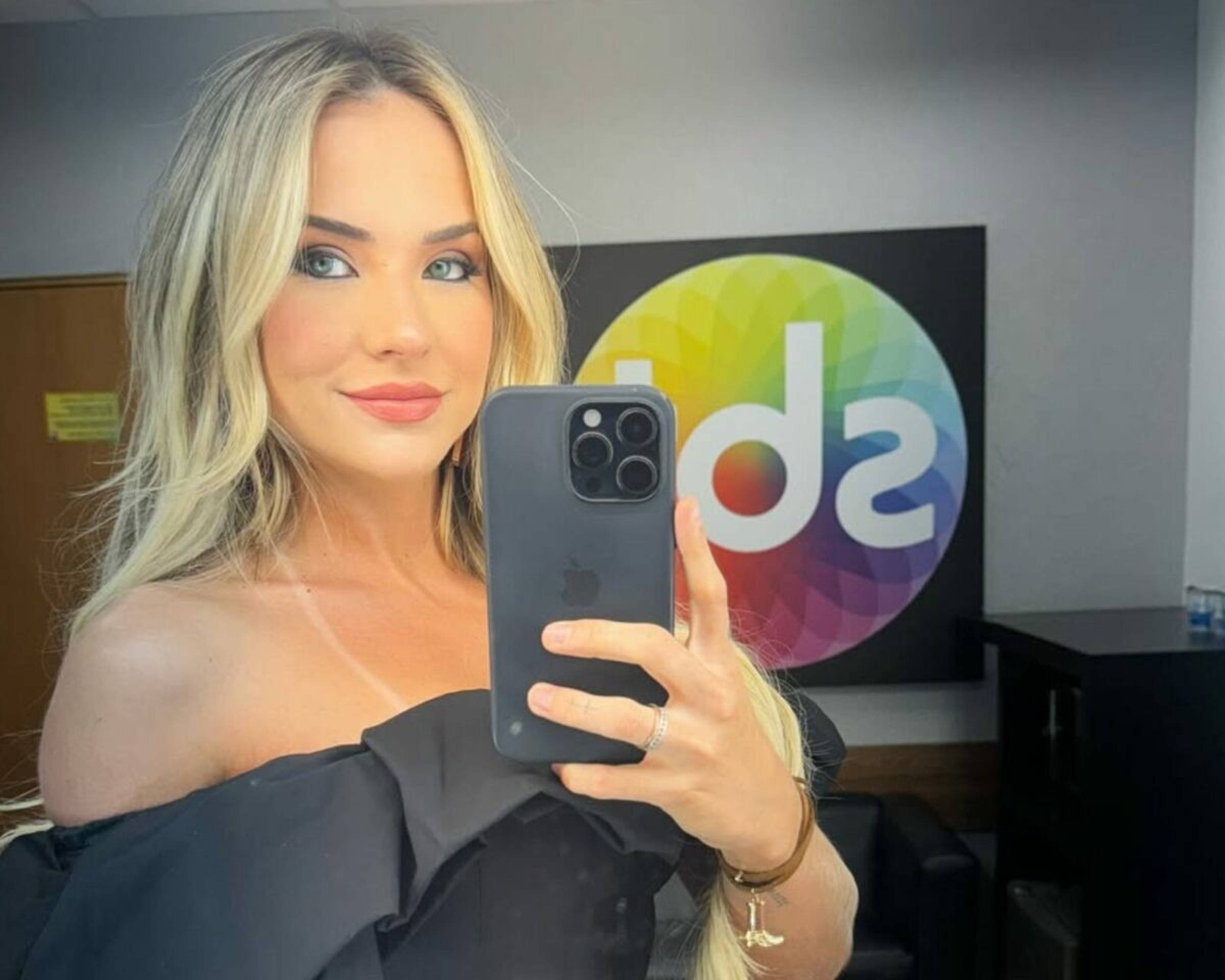 Gabi Martins choca ao falar de proposta de R$ 200 mil por sua urina Gabi Martins choca ao falar de proposta de R$ 200 mil por sua urina - (crédito: Observatório dos Famosos) -Gabi Martins choca ao falar de proposta de R$ 200 mil por sua urina - (crédito: Observatório dos Famosos)