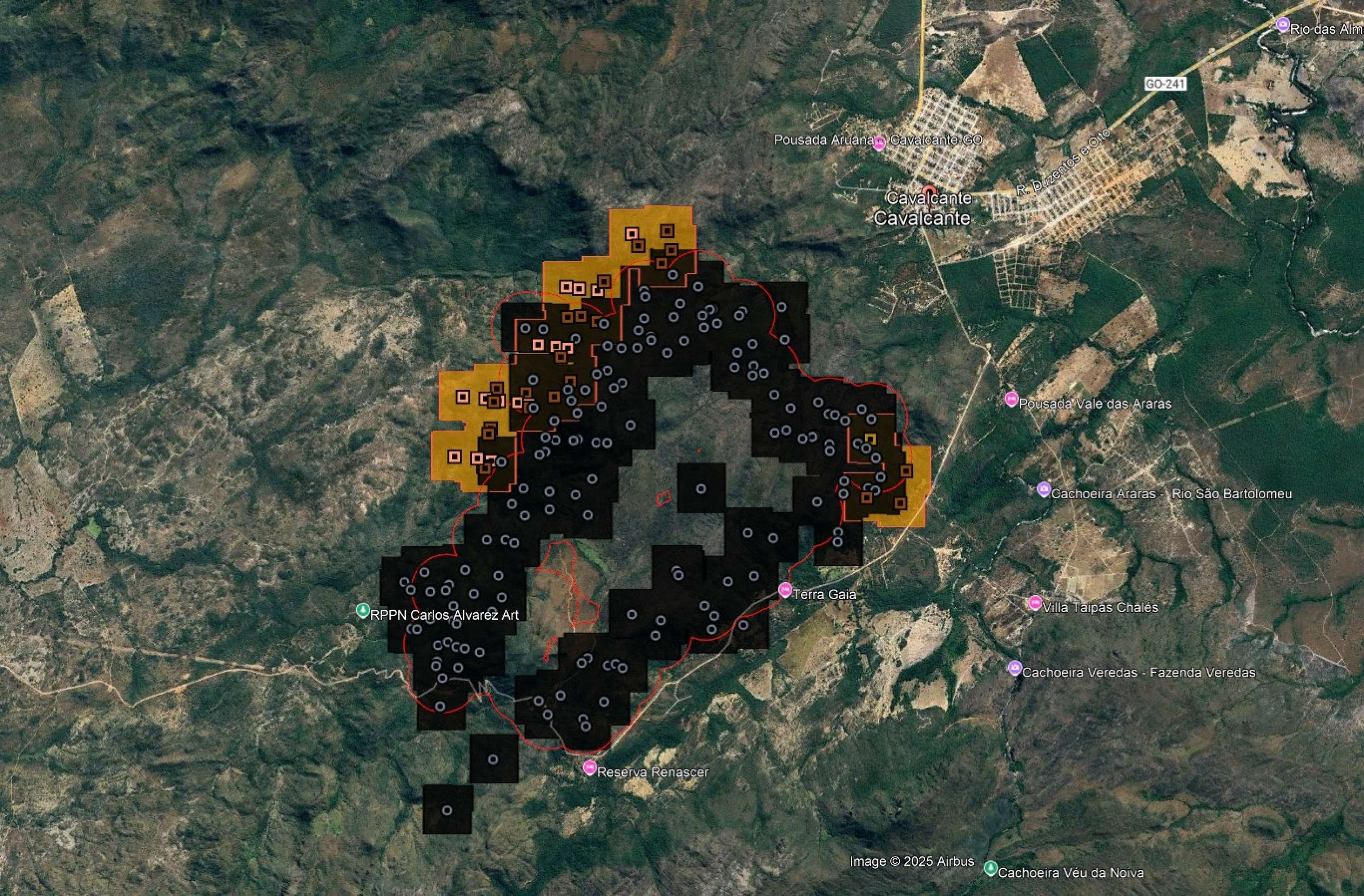 Terreno montanhoso e de difícil acesso dificulta o combate