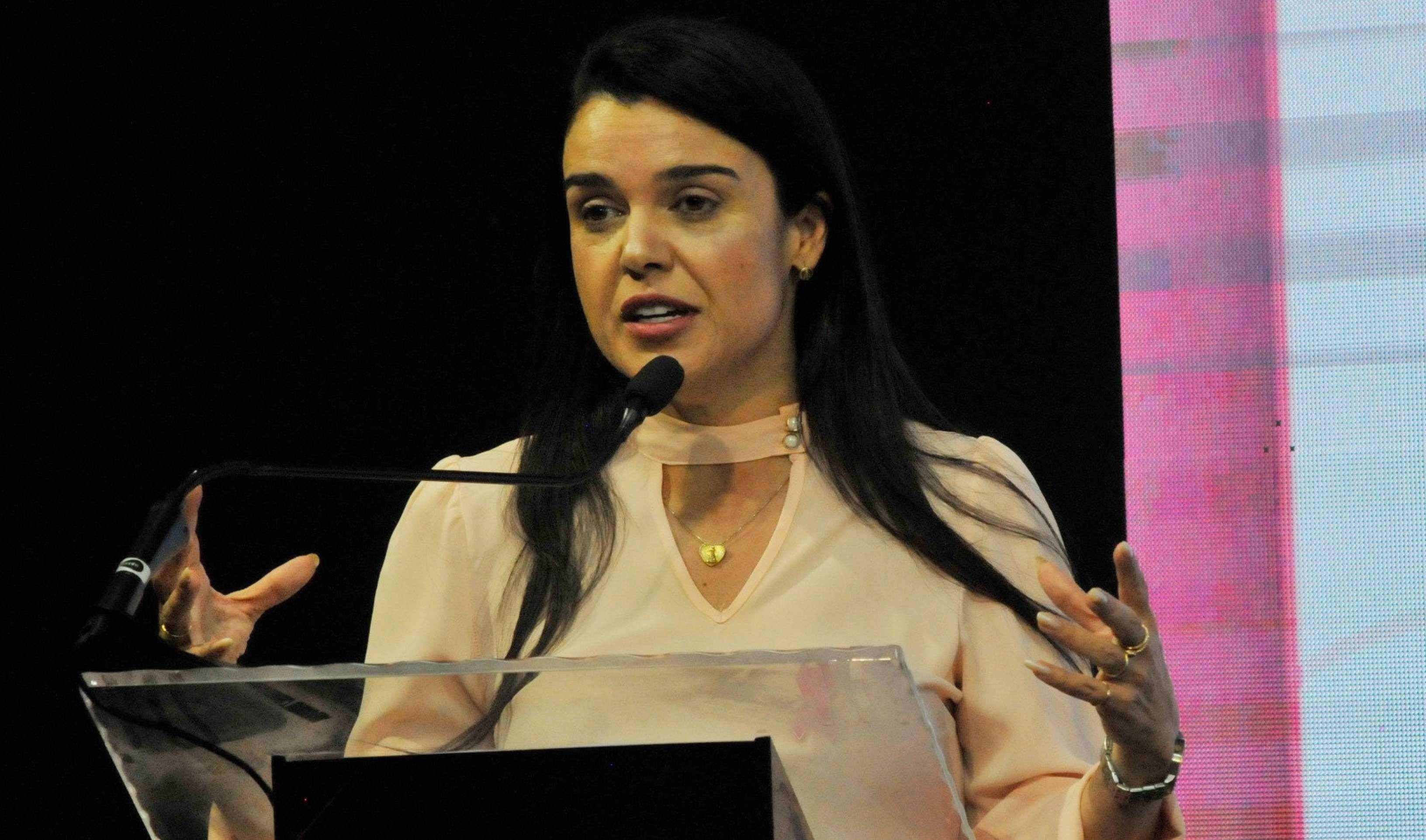 Secretária da Mulher abre Outubro Rosa com apelo à prevenção e ao cuidado