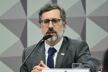 'O Informa BR visa facilitar a população ter acesso a todas as informações públicas que o governo federal detém', disse o ministro da CGU sobre a nova plataforma - (crédito: Geraldo Magela/Agência Senado) 'O Informa BR visa facilitar a população ter acesso a todas as informações públicas que o governo federal detém', disse o ministro da CGU sobre a nova plataforma - (crédito: Geraldo Magela/Agência Senado)