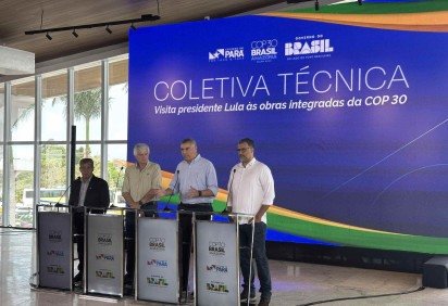 Da esquerda para a direita: Dorival da Costa (subsecretário do MCTI), Carlos Carboni (diretor da Itaipu), AdLer Silveira (secretário de Infraestrutura) e Olmo Borges (diretor de Projetos da COP) -  (crédito: Rafaela Gonçalves/ CB )