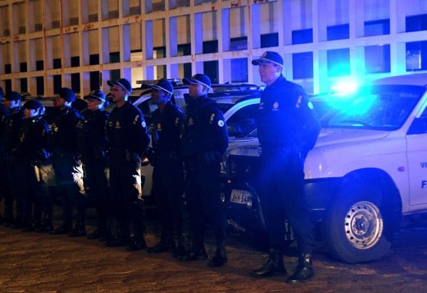 Ed Alves/CB/D.A Press