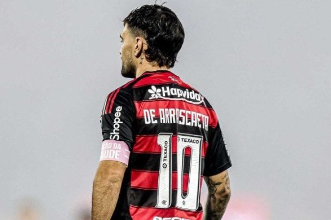 ARRASCAETA – Centralizou as jogadas de ataque e foi o responsável pela maioria das jogadas de perigo no primeiro tempo. No segundo tempo, caiu um pouco de produção. Saiu aos 36 da etapa final para a entrada de Pedro. NOTA 7,0. FOTO: Gilvan de Souza/Flamengo