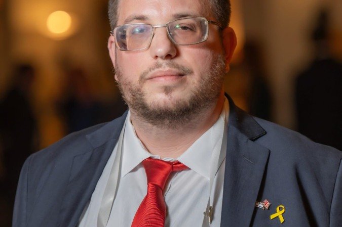 Josh Aronson, 39 anos, jornalista, vizinho e frequentador da sinagoga atacada, em Manchester 