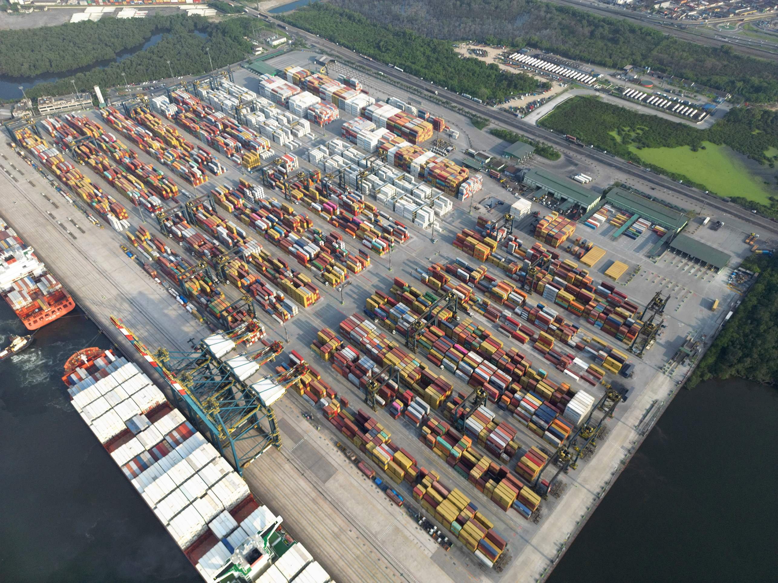 Leilão do Tecon Santos 10 gera preocupação com nota técnica do Ministério de Portos