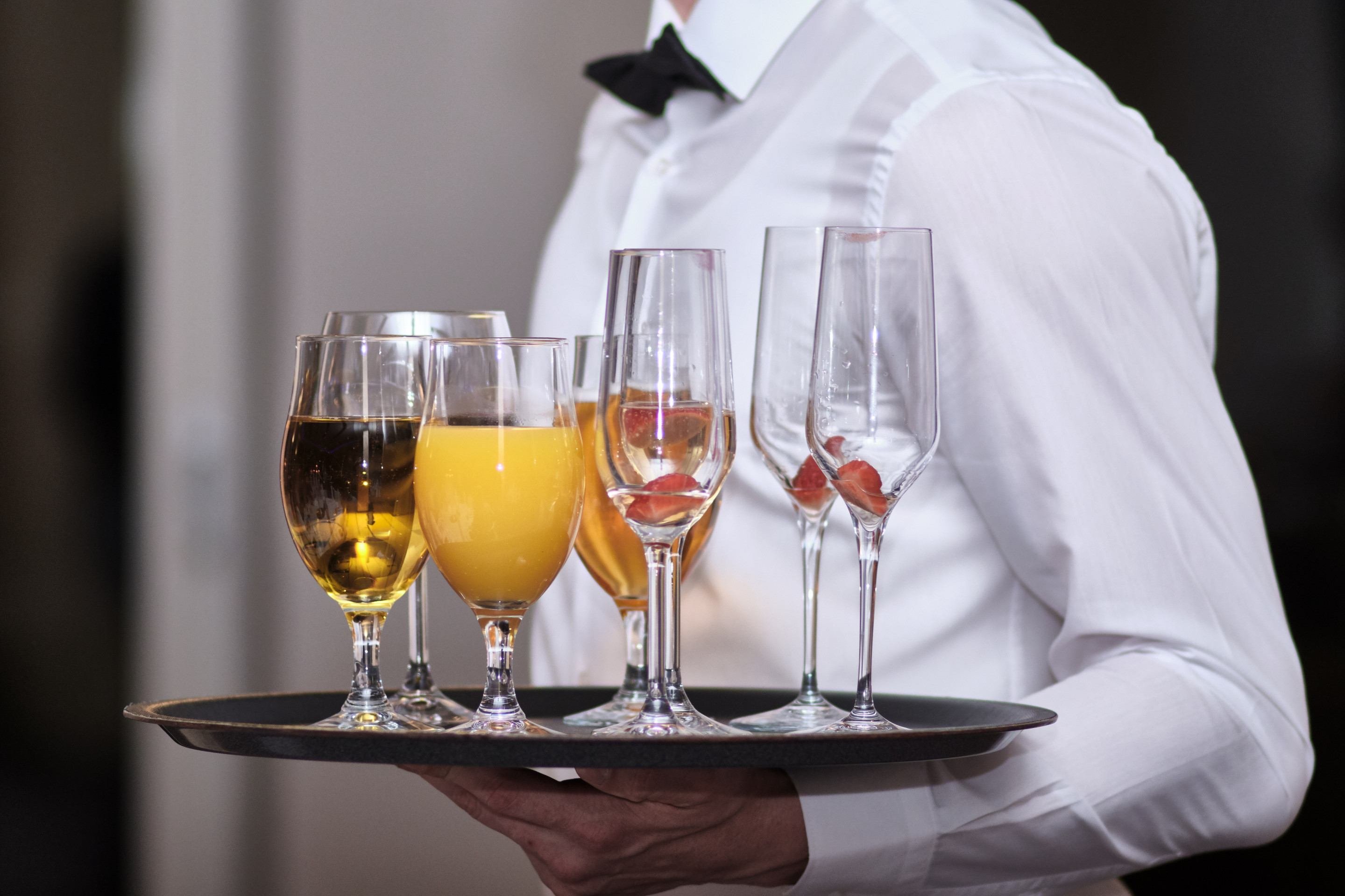 Como ficam eventos e comemorações com a onda de intoxicação por metanol 