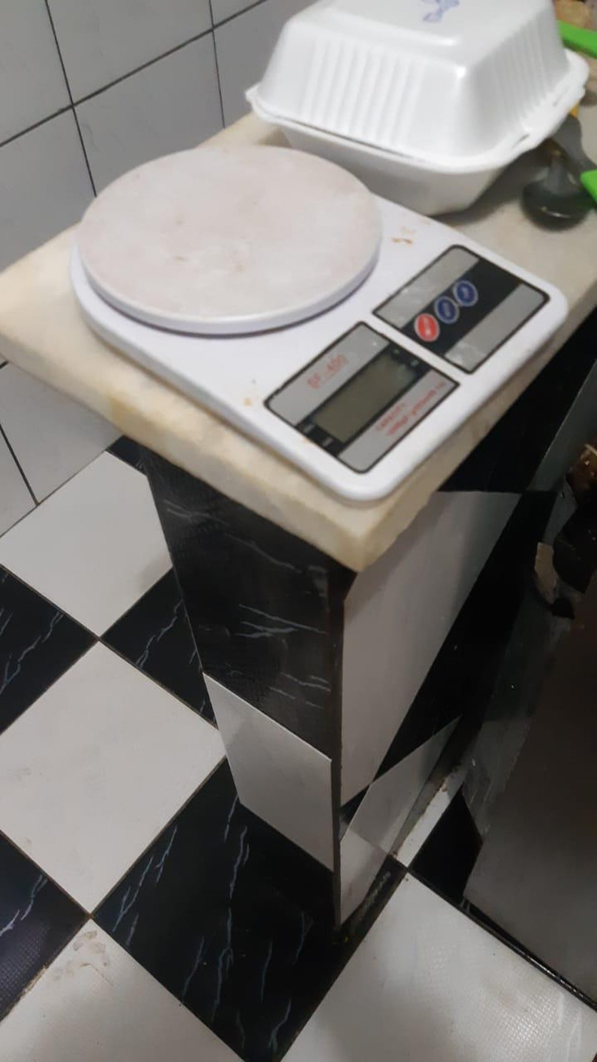 O grupo é investigado por lavagem de dinheiro e tráfico de drogas 