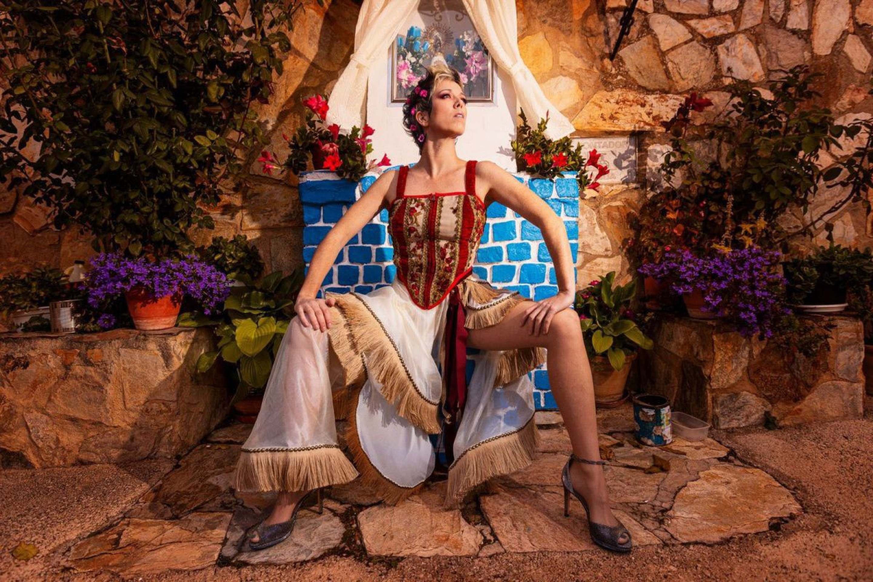 Infinu recebe show gratuito cantora espanhola em turnê sul-americana 