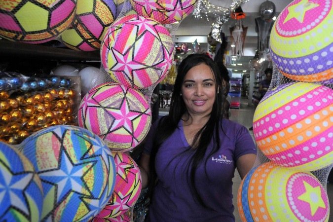 Carmen Lúcia, de 40 anos, tem grandes expectativas de vendas para este ano