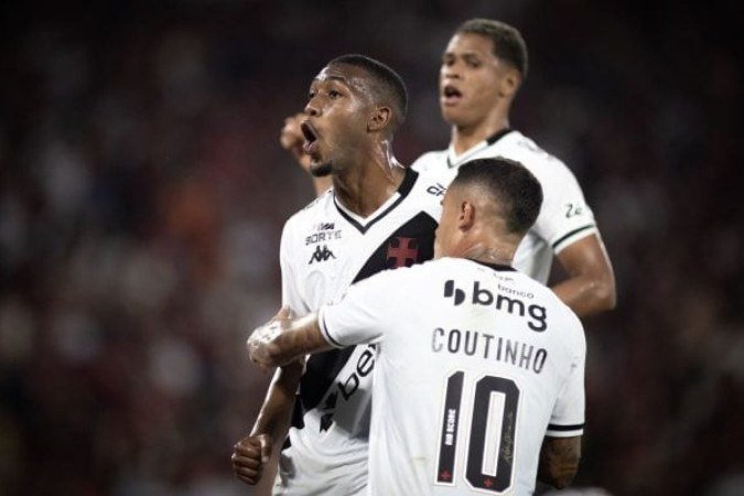 Vasco supera sequência difícil e terá rivais acessíveis para subir na tabela -  (crédito: Foto: Matheus Lima/Vasco)