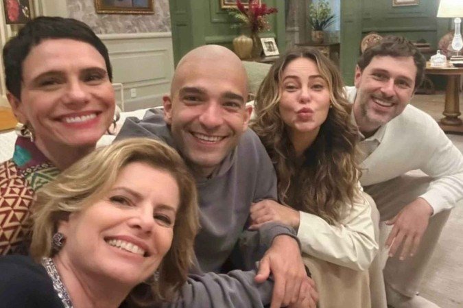 Os eventos dos capítulos finais do folhetim devem focar nas investigações sobre o assassinato de Odete Roitman (Debora Bloch) e outros desfechos da trama - (crédito: Obeservatório da TV) Os eventos dos capítulos finais do folhetim devem focar nas investigações sobre o assassinato de Odete Roitman (Debora Bloch) e outros desfechos da trama - (crédito: Obeservatório da TV)