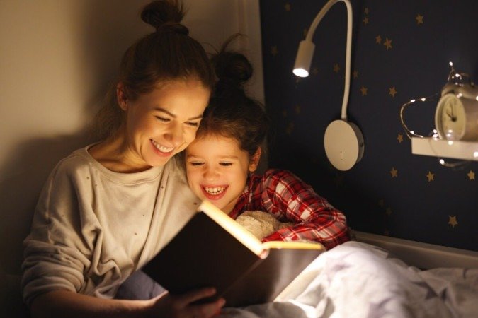 Os livros são uma ótima opção de presente para as crianças (Imagem: Evgeny Atamanenko | Shutterstock)  -  (crédito: EdiCase)