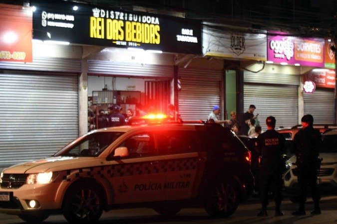 Distribuidoras são fechadas por irregularidades - (crédito: Ed Alves) Distribuidoras são fechadas por irregularidades - (crédito: Ed Alves)